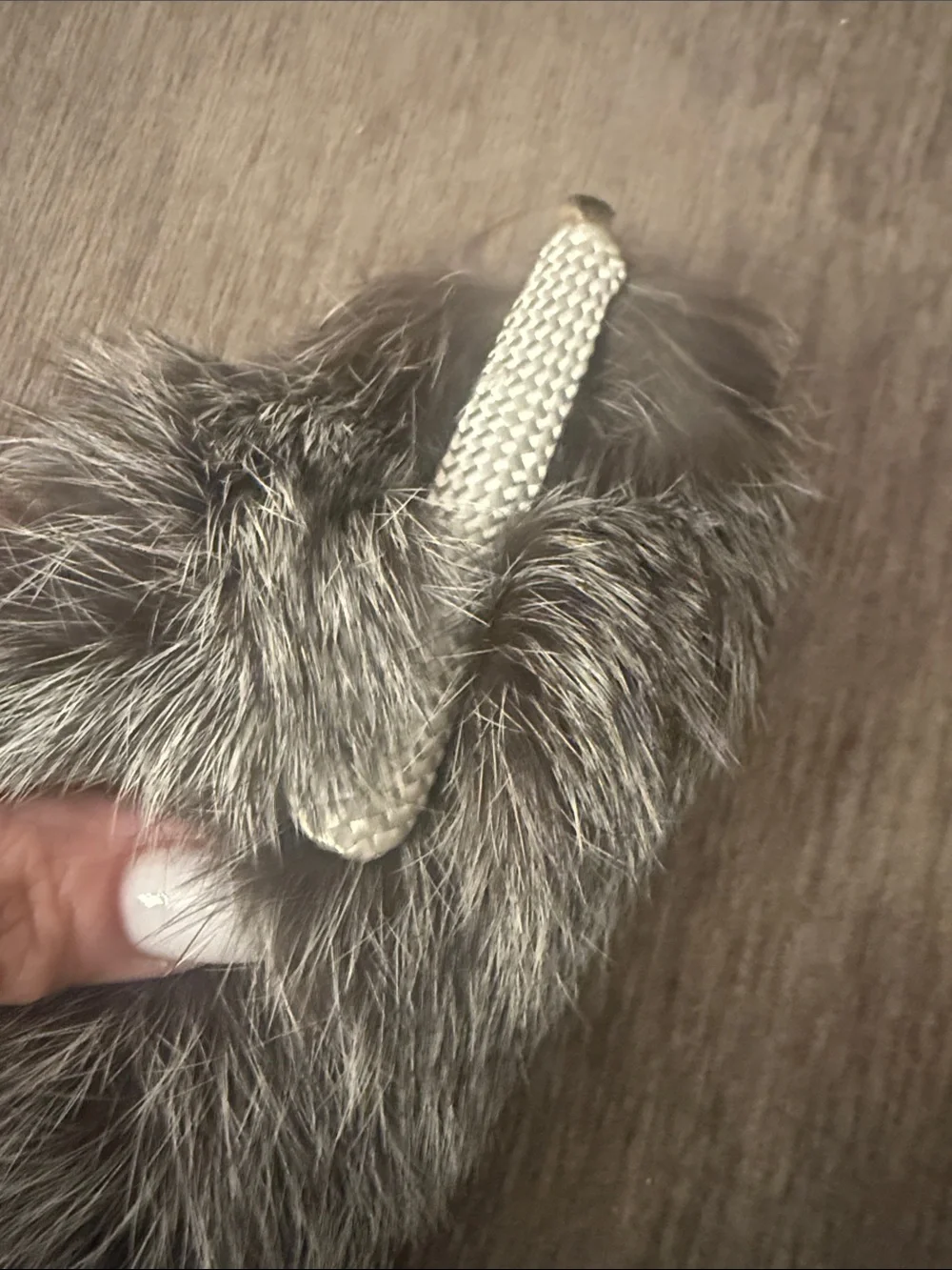 Fox fur clip on scarf